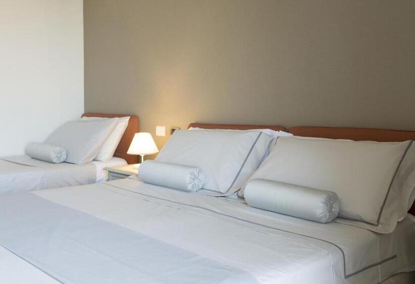 Номер Стандарт Трехместный, Resort Santangelo & Spa