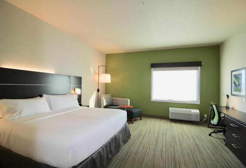 带大床的套房, Holiday Inn Express & Suites   Kirksville   University Area, An Ihg