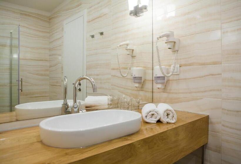 Standard Room with Balcony Side Sea View, Perla