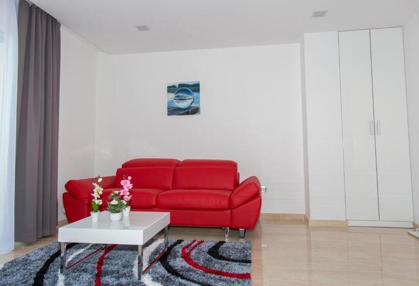 آپارتمان 3 خوابه با چشم‌انداز دریا, Luxury Aparthotel