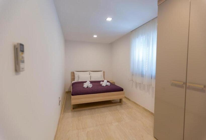 آپارتمان 2 خوابه با تراس, Luxury Aparthotel