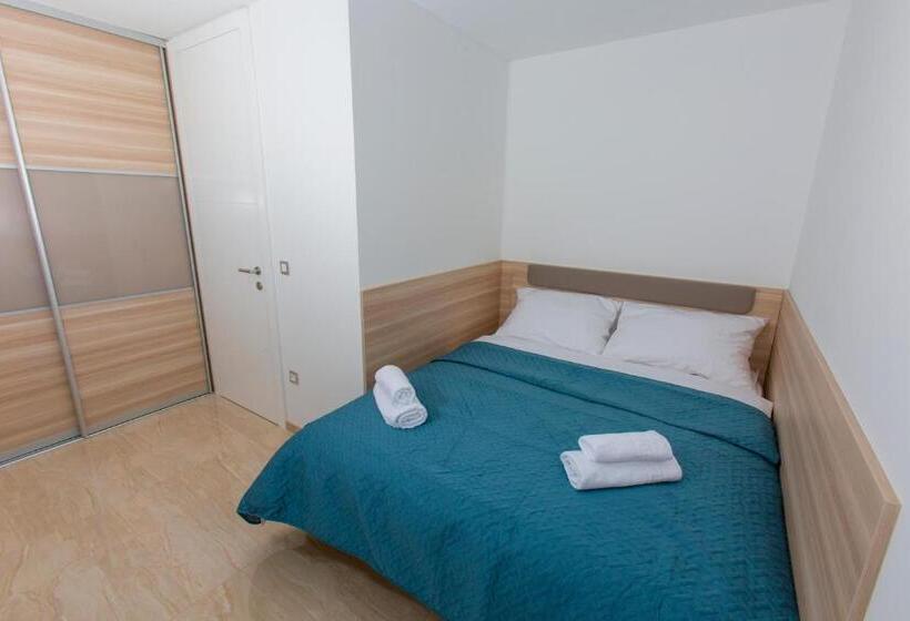 آپارتمان 2 خوابه با تراس, Luxury Aparthotel
