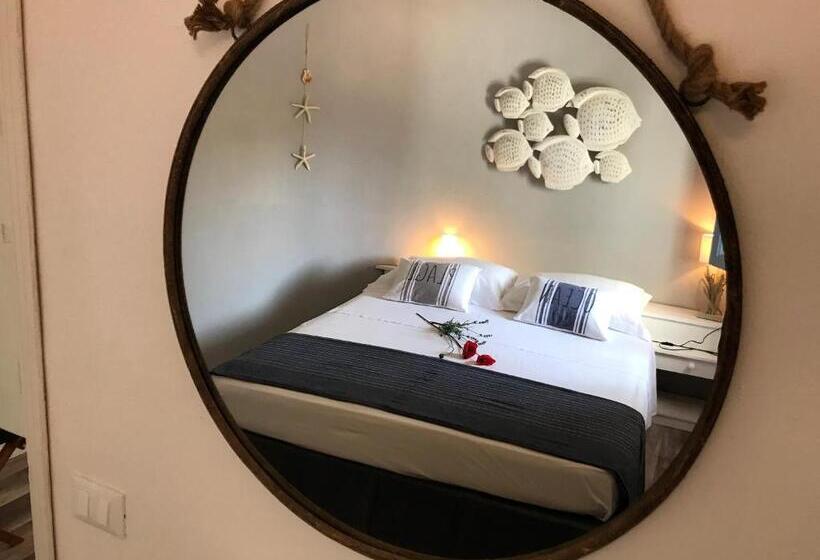 스탠다드 스튜디오, Le Lanterne Resort
