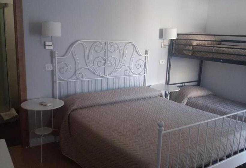 Четырехместный Номер Стандарт, B&b Del Carmine