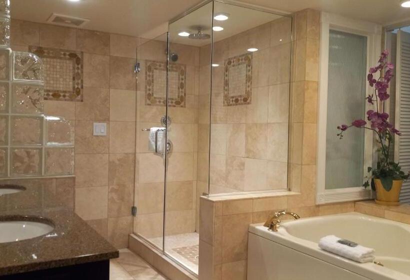 Люкс с гидромассажем, Best Western Downtown Casper