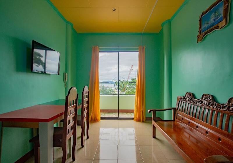 침실 2개 스위트, Dad's Bayview Pension