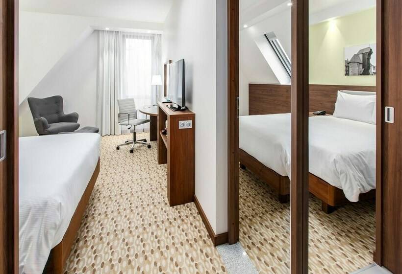 اتاق خانوادگی, Hampton By Hilton Gdansk Oliwa