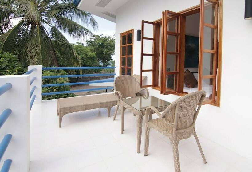 غرفة قياسية, Villa In Blue