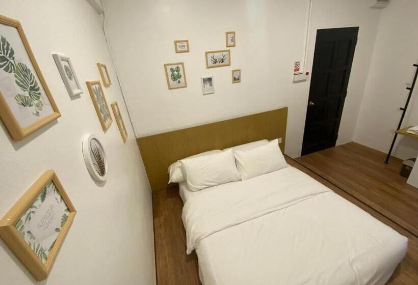 اتاق لوکس, Leisure Lodge