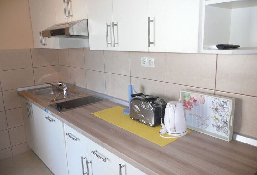 침실1개 아파트 발코니 바다 전망, Guesthouse Mira