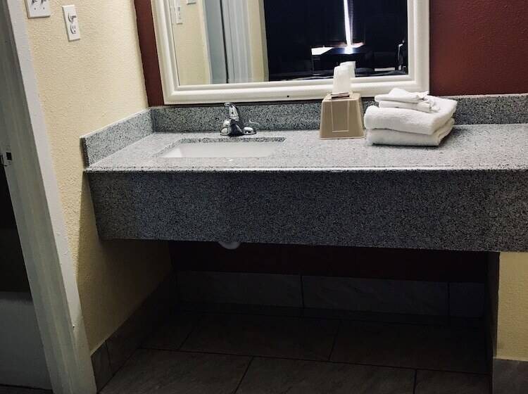 스탠다드 룸 더블 침대 2개, Executive Inn Texarkana