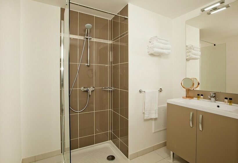 Апартаменты 1 Спальня, Residhome Asnieres Park