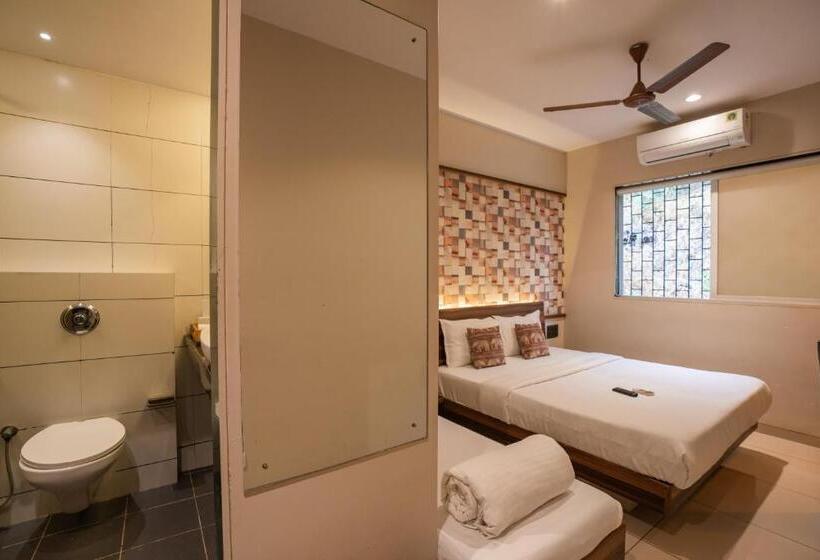 Трехместный Номер Deluxe, Zostel Mumbai