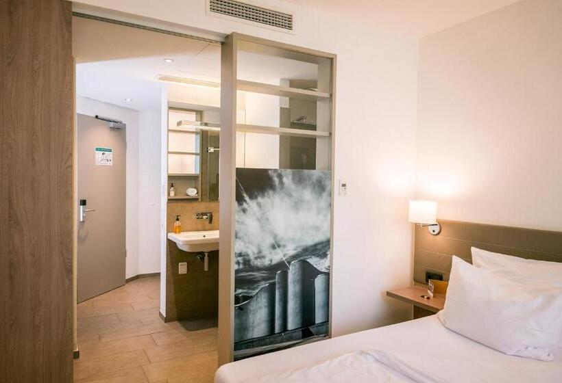 Quarto Estandar, Trezor