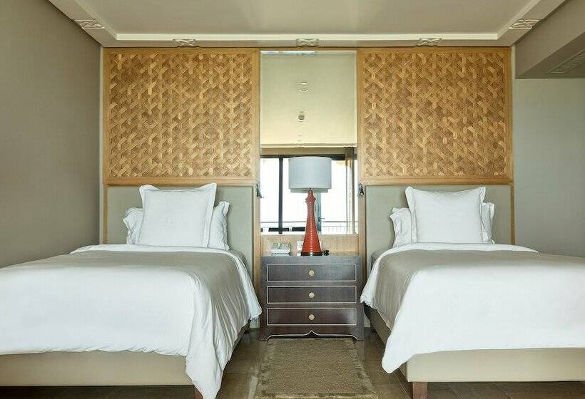 اتاق لوکس با چشم‌انداز باغ, Four Seasons Hotel Tunis