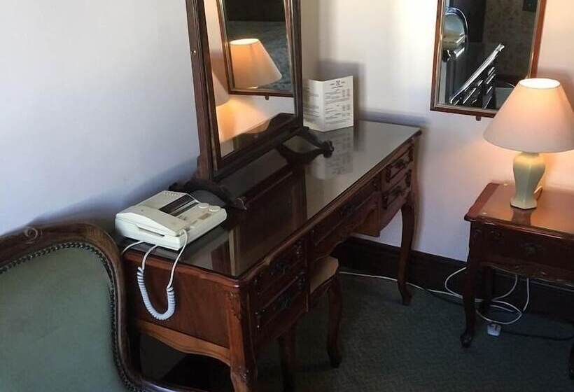 Номер Стандарт, Cross Keys Hotel Chatteris