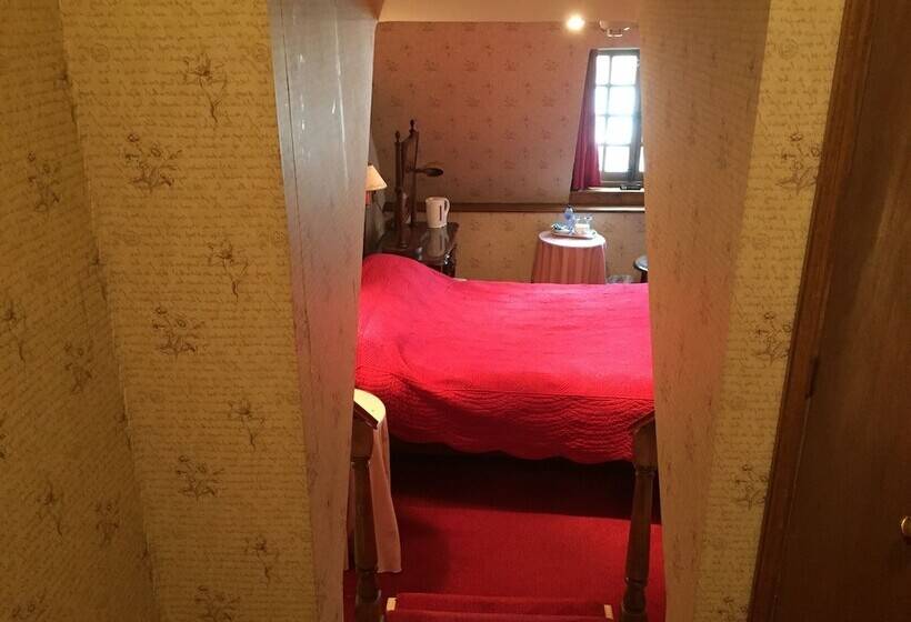 Номер Superior, Cross Keys Hotel Chatteris