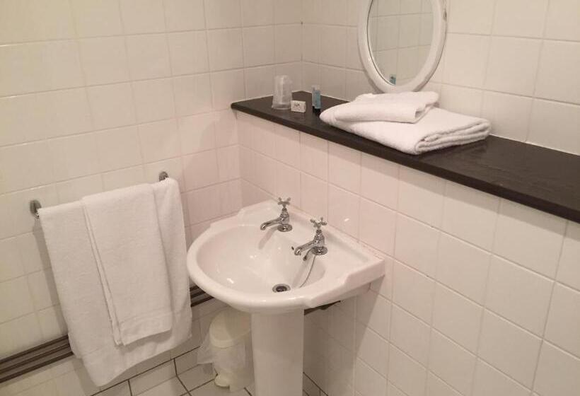 Номер Superior, Cross Keys Hotel Chatteris