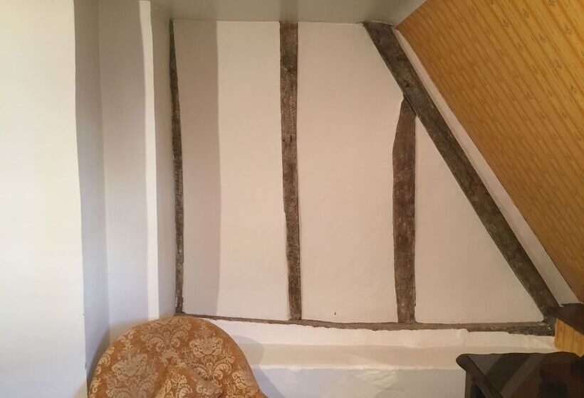 Номер Superior, Cross Keys Hotel Chatteris