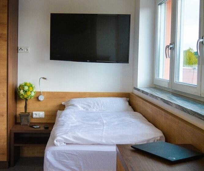 Апартаменты 2 Спальни, Wels Inn