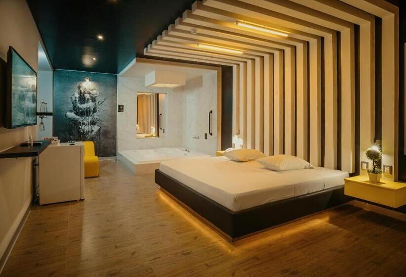 이그제큐티브 스위트, Orei Private Suites Adult Only