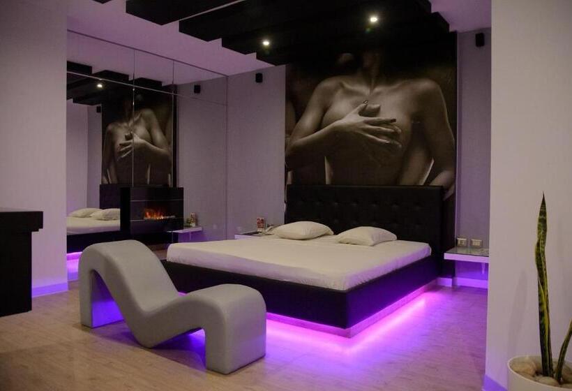 이그제큐티브 스위트, Orei Private Suites Adult Only