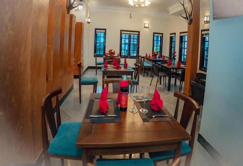 اتاق استاندارد سه نفره, Le Boutique Sapa