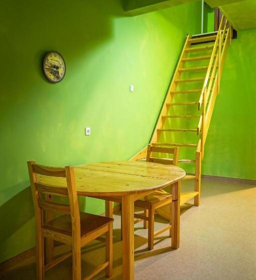 Номер Economy, Lima Hostel Győr