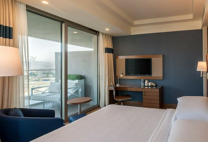 带城市景观及双人床的标准房间, Four Points By Sheraton Izmir