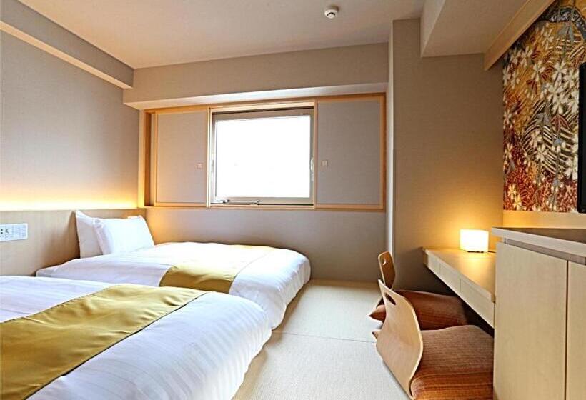 Номер Стандарт, Wing International Premium Kanazawa Ekimae