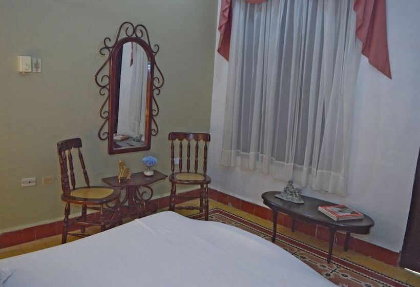 Номер Стандарт, Boutique Ana Lorenza