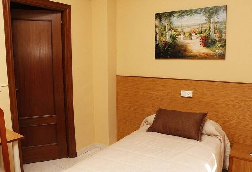 Номер Стандарт Индивидуальный, Hostal Restaurante Labrat