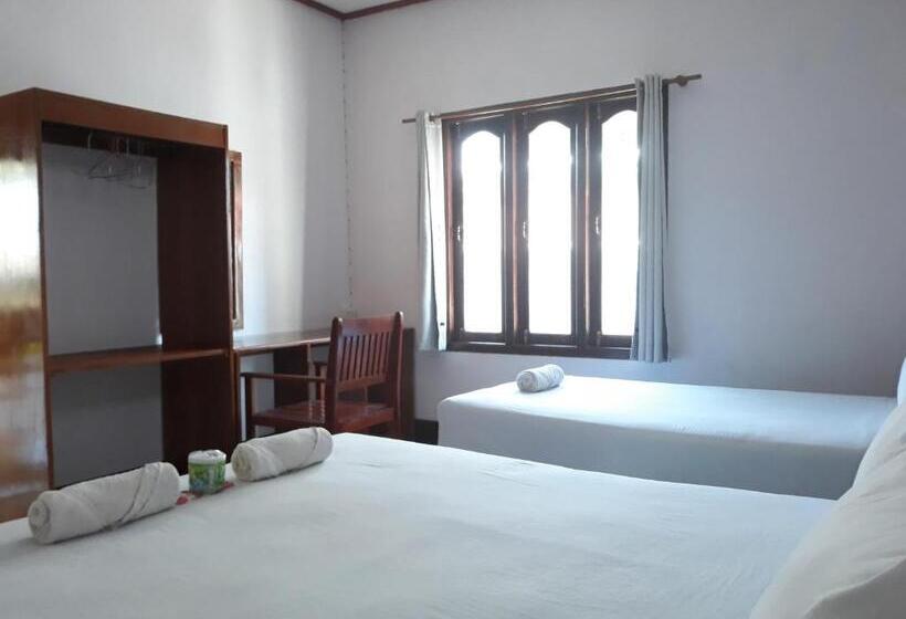 اتاق استاندارد سه نفره, Mama Leurth Sunset Guesthouse