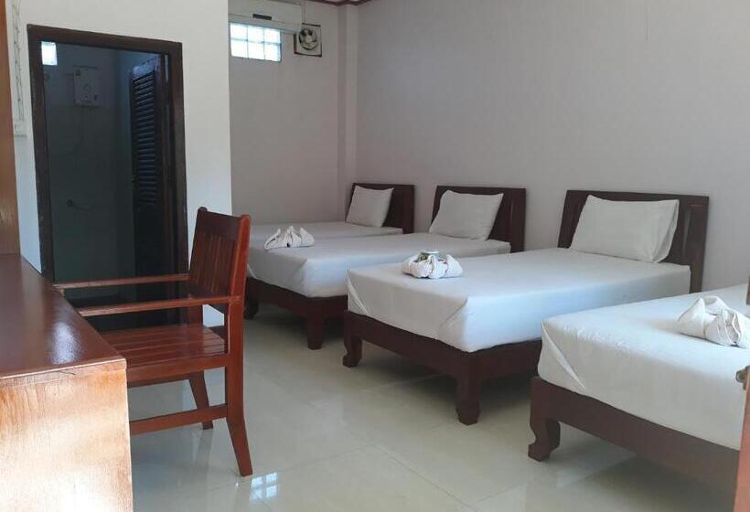 اتاق استاندارد چهار تخته, Mama Leurth Sunset Guesthouse