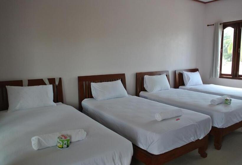 اتاق استاندارد چهار تخته, Mama Leurth Sunset Guesthouse