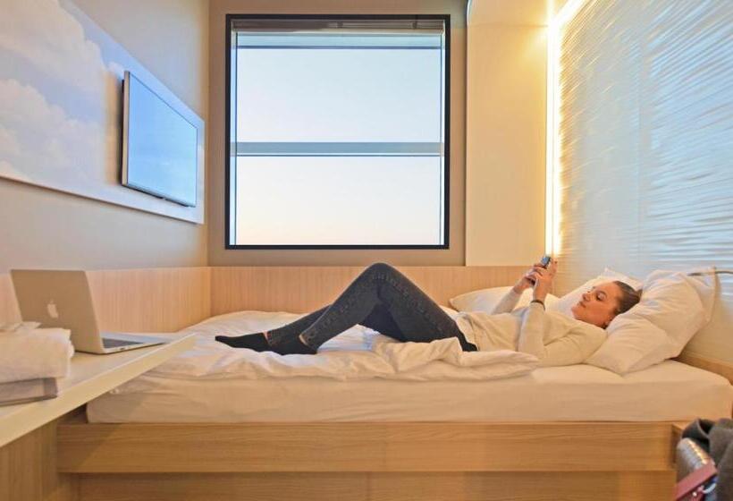 اتاق استاندارد, My Cloud Transit Hotel   Guests With International Flight Only!