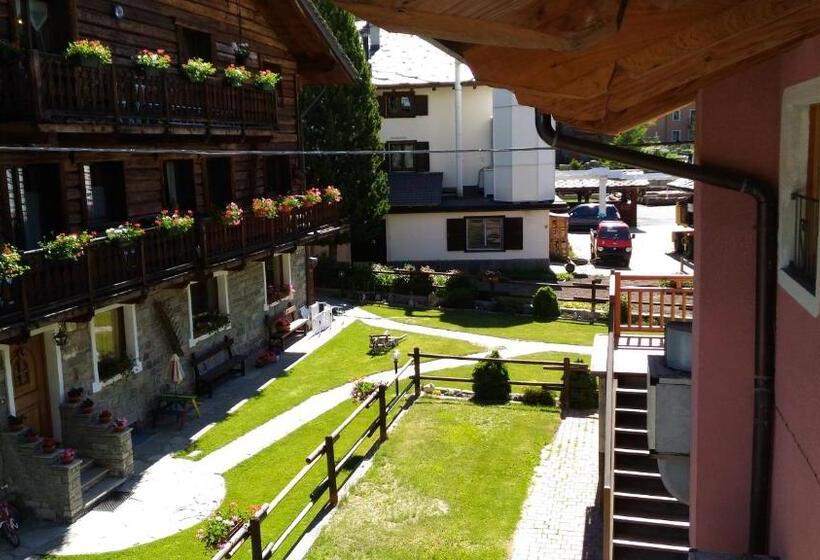 اتاق استاندارد, Hibou Chambres   Cogne