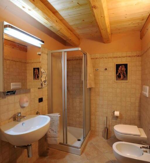 スタンダードルーム, Hibou Chambres   Cogne