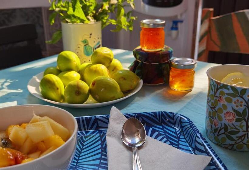 سوئیت جونیور خانوادگی, Il Giardino Di Tatiana Rooms & Breakfast