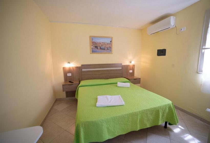 اتاق لوکس با تخت بزرگ, Coppola Rossa Relax