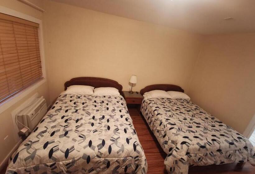 Номер Стандарт, Coquihalla Motel