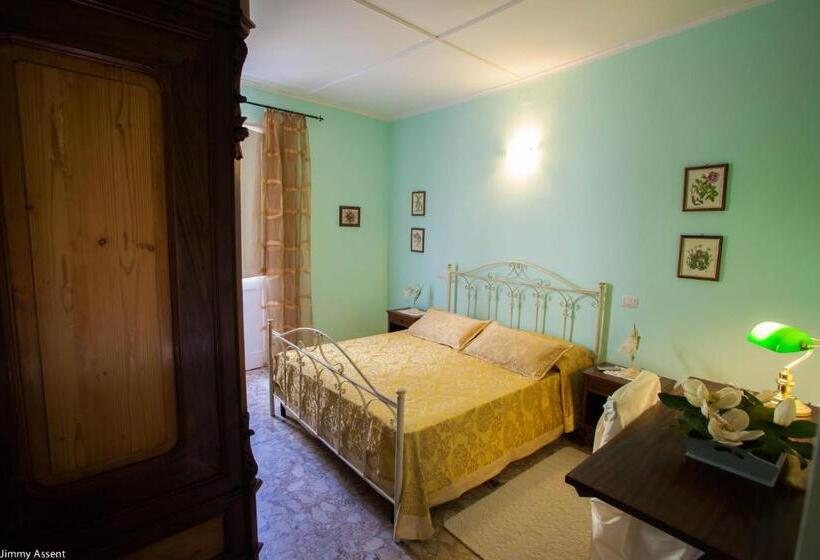 Standard room with outdoor bath, Sassari In
