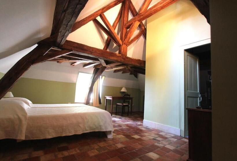 Номер Стандарт, Château D Island Vézelay
