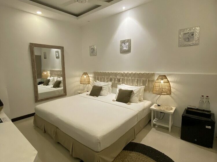 اتاق استاندارد, Canopus Retreat Thulusdhoo
