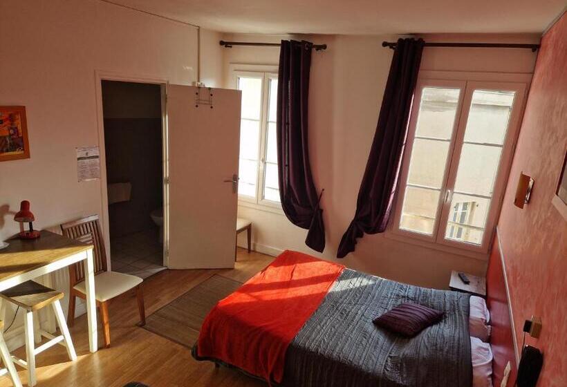 Номер Стандарт Трехместный, Hôtel Du Commerce