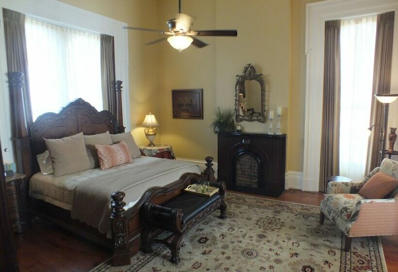 Люкс Повышенной Комфортности, The Pepin Mansion B&b On Mansion Row   10 Min To Start Of The Bourbon Trail