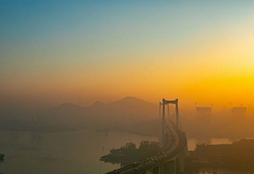商务房间, Hualuxe Xiamen Haicang Habour View   An Ihg
