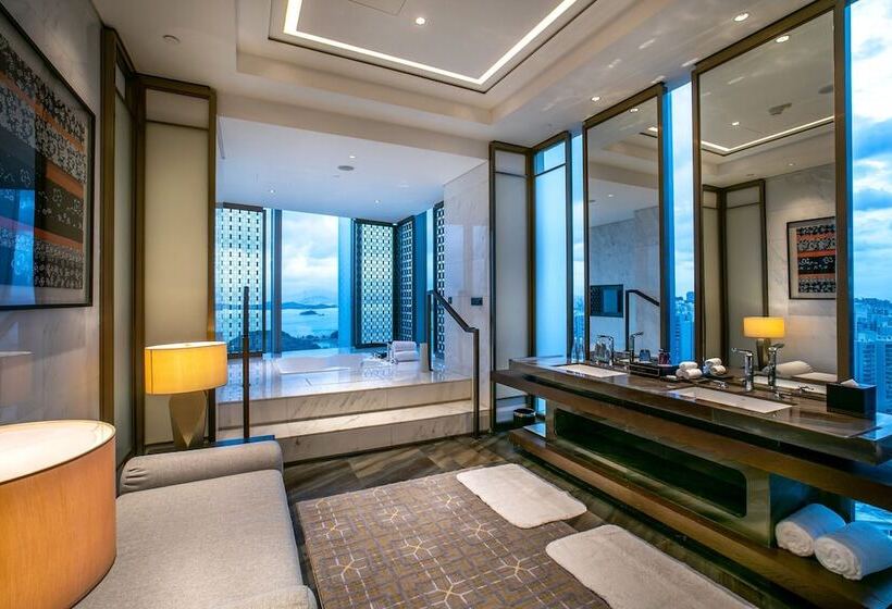 总统套房, Hualuxe Xiamen Haicang Habour View   An Ihg