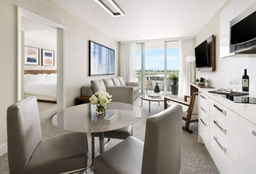 جناح ديلوكس, The Altair Bay Harbor