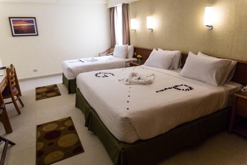اتاق خانوادگی, The Grand Plaza Hotel Smouha